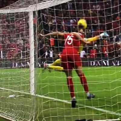 Merih Demiral duvar ördü!