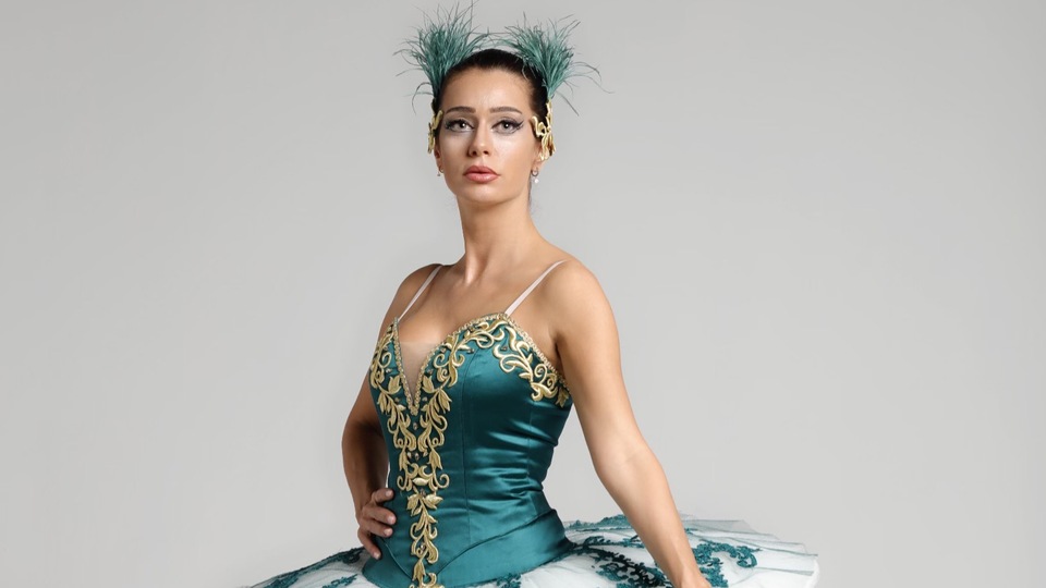Rolü için 2 ay bale dersi aldı