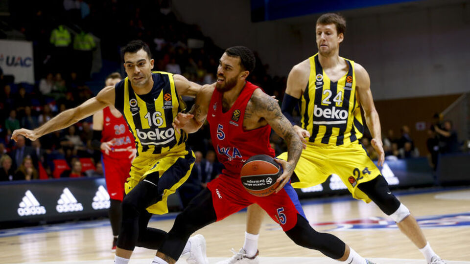 Fenerbahçe Moskova'da kayıp!