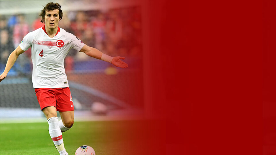 Manchester City gözünü Çağlar'a dikti