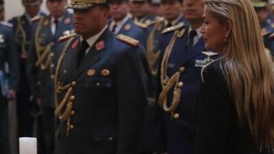 Bolivya'da geçici devlet başkanına yargı tehdidi