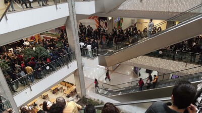 İzdiham yaratan açılış iptal edildi