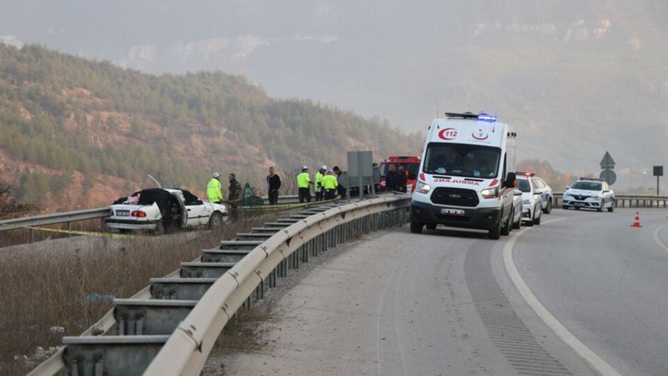 Karabük'te feci kaza! 1'i bebek, 4 ölü
