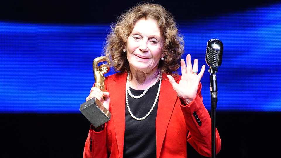 Yıldız Kenter'i kaybettik