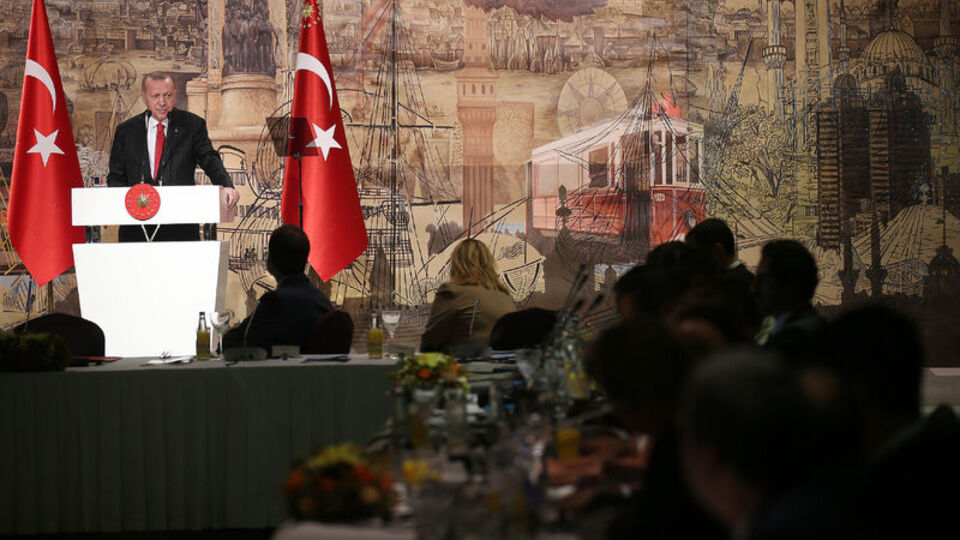 "Bizim önümüze de getirdiler, reddettik"