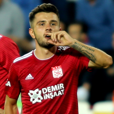 50 bin Euro'yla kaçmış!