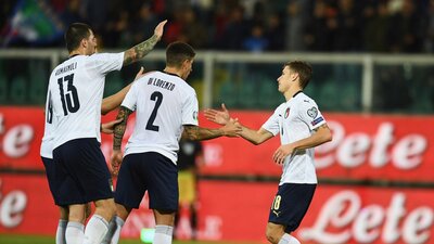 İtalya'dan tarihi galibiyet! 10 gol...