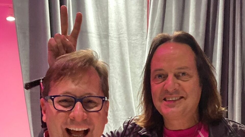 Bu fotoğrafla CEO'luğu devretti!