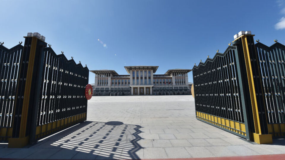 Külliye'ye giden CHP'li kim?