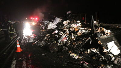 Tekstil ürünleri taşıyan TIR'da yangın