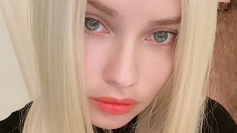 Adriana Lima'dan Khaleesi paylaşımı