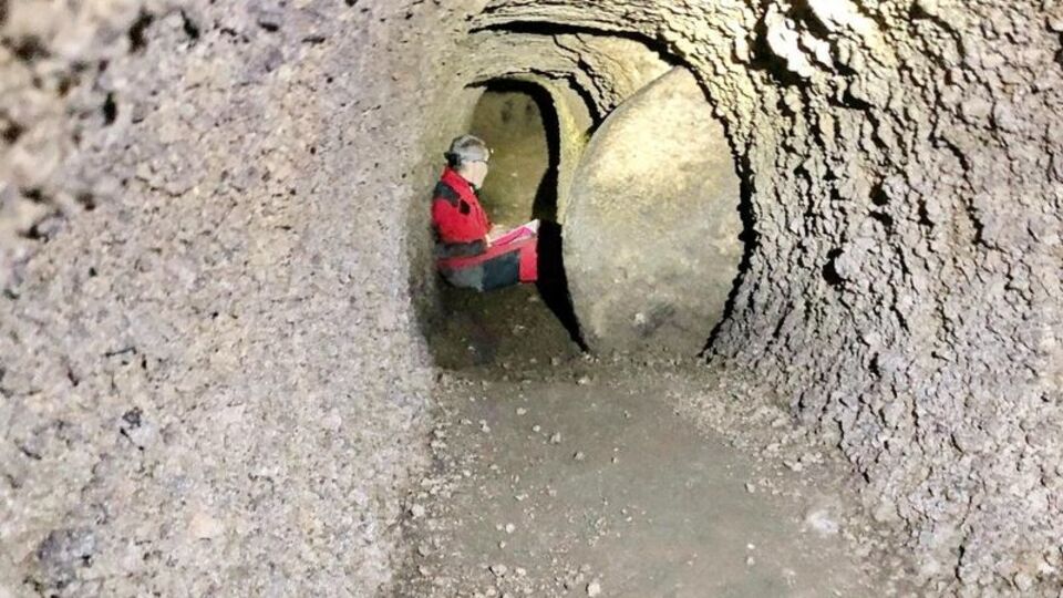 "26 farklı kapıdan birbirine geçişi var"