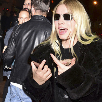 Aleyna'yı kızdıran soru: Hoş olmadı!