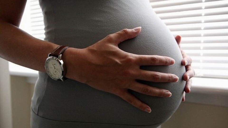 Doğum nasıl başlar?