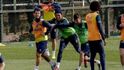 Emre'den motivasyon konuşması