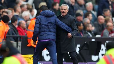 Mourinho galibiyetle döndü!