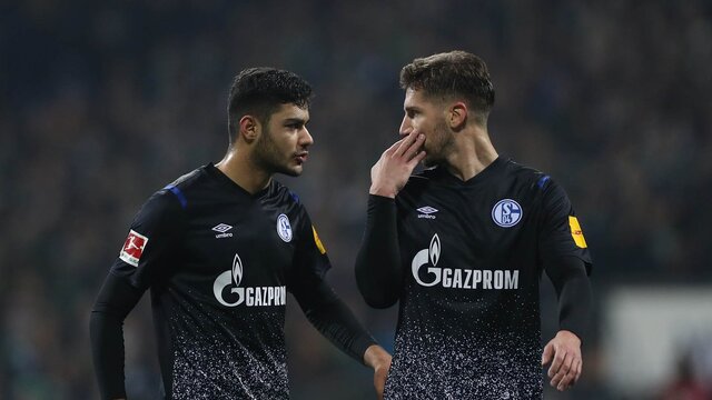 Ozan'lı Schalke, Nuri'li Werder'i yıktı