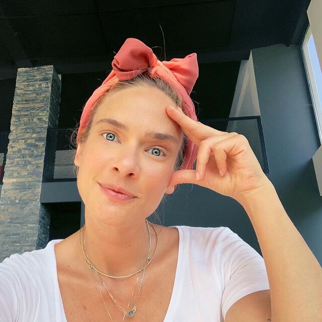 Müge Boz kimdir?