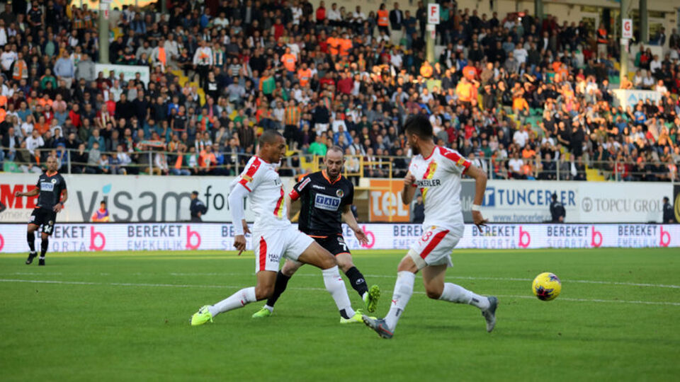 Göztepe kara bulutları dağıttı!