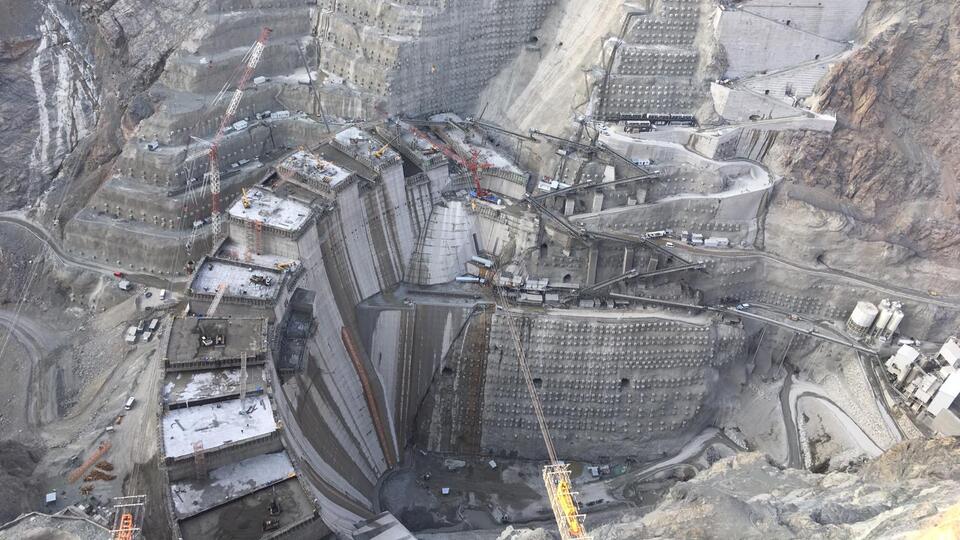 Tamamlandığında 750 bin nüfuslu kenti aydınlatacak