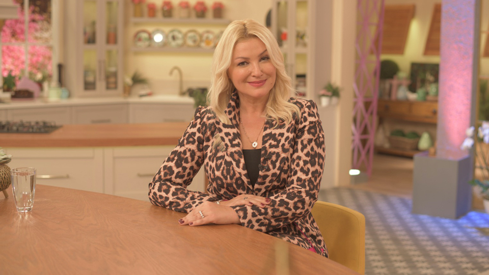 Zahide Yetiş'le saat 16'da