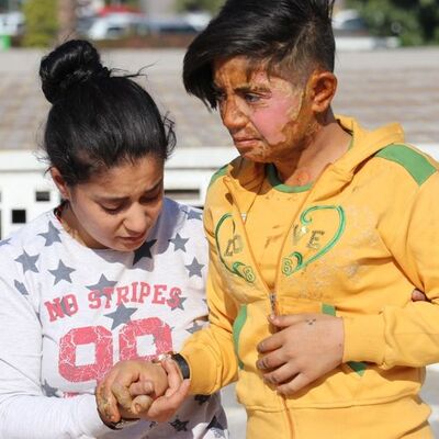 Korkunç! İhbar etti diye benzinle yaktı