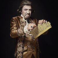 Selçuk Yöntem'den 'Amadeus'