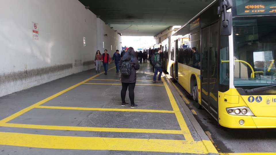 Yolcular başlatmıştı, İETT işaretliyor