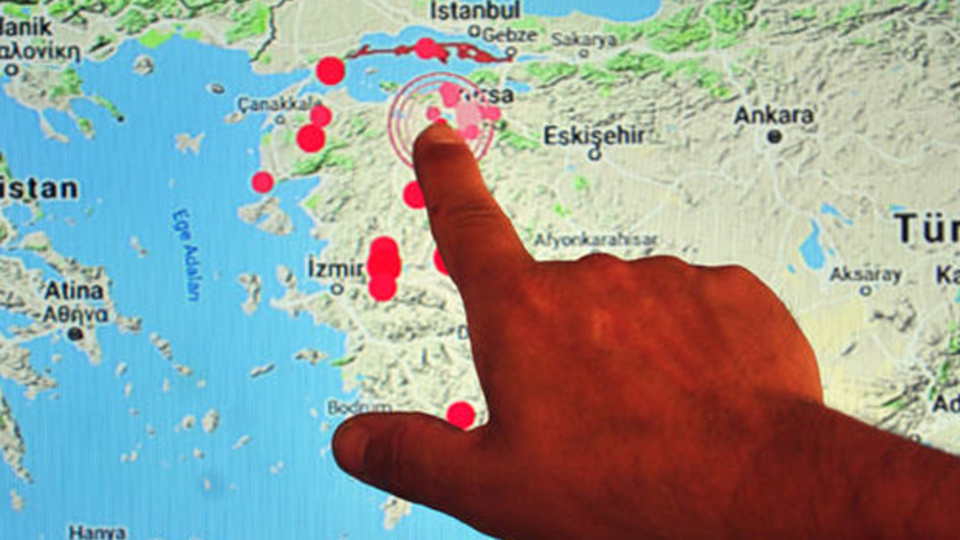 Kandilli'nin 450, AFAD'ın bin deprem istasyonu var