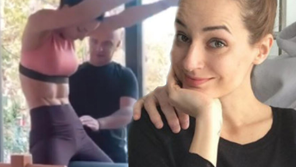 Kaslarıyla şov yaptı