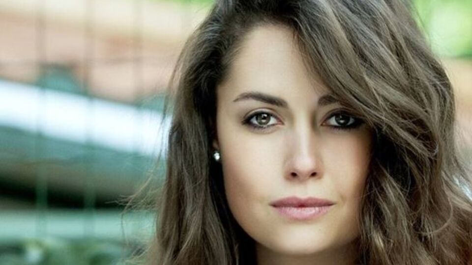 Toprak Sağlam kimdir?