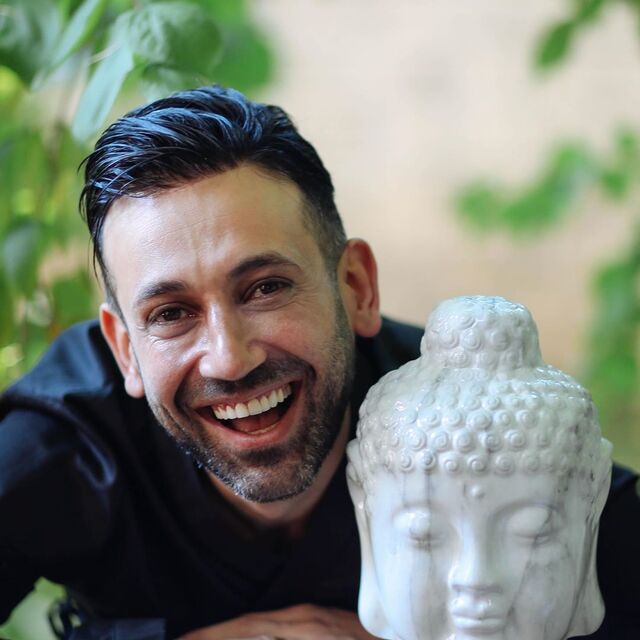 Sinan Çalışkanoğlu kimdir?