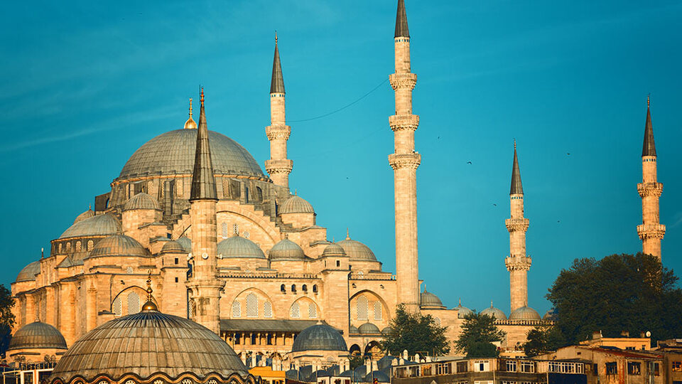 29 Kasım İstanbul Cuma saati kaçta?