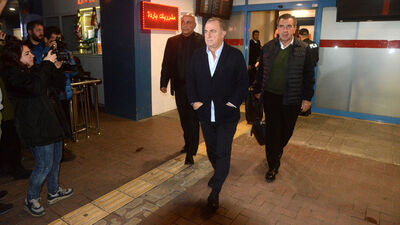 Galatasaray, Trabzon'a geldi