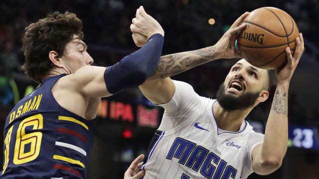 NBA'deki Türk derbisini kazanan Ersan