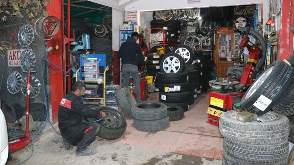 Zorunlu kış lastiği uygulaması başladı