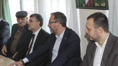 Bakan Kasapoğlu'ndan Cemevi ziyareti