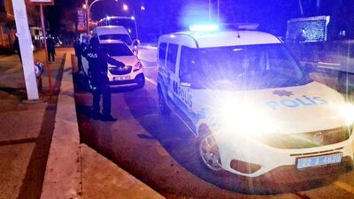 Kadınların yüzüne kimyasal madde attı!