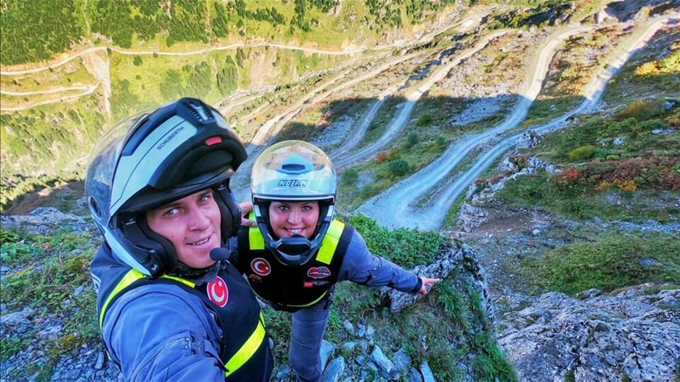 'İki teker' üstünde Türkiye'yi gezdiler