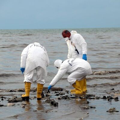 Sular çekilince ortaya çıktı