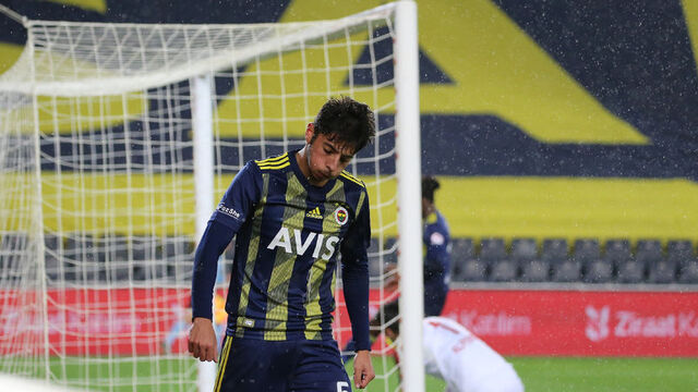 Muhammed asistle başladı!