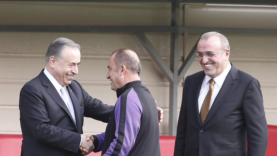 "7 de kapanır 17 de"