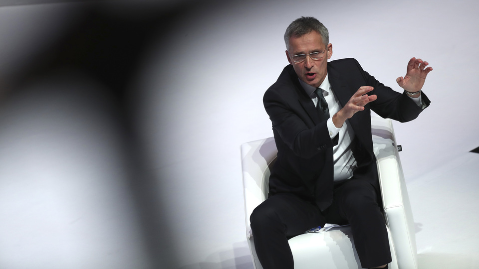 NATO 'YPG krizi'ni aşmaya çalışıyor