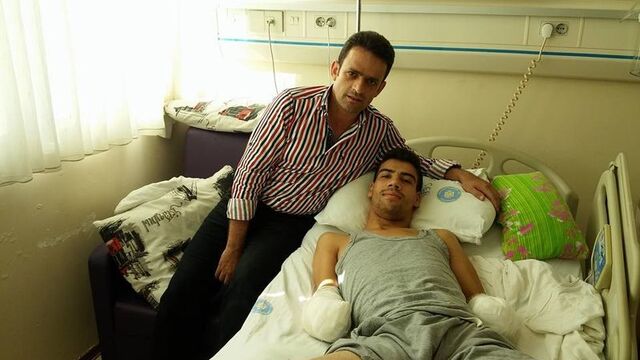 Çift kol nakli yapılan Yusuf ayağa kalktı