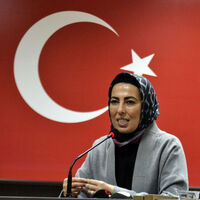 Nihal Olçok, Davutoğlu'na mı katılıyor?