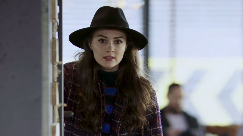 Ayşe'den Kerem'e büyük takip!