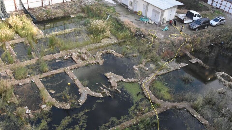 İş merkezi temelinde çıktı!