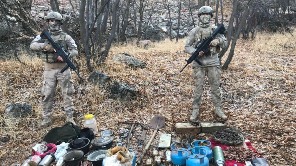 Van'da patlayıcı madde ele geçirildi