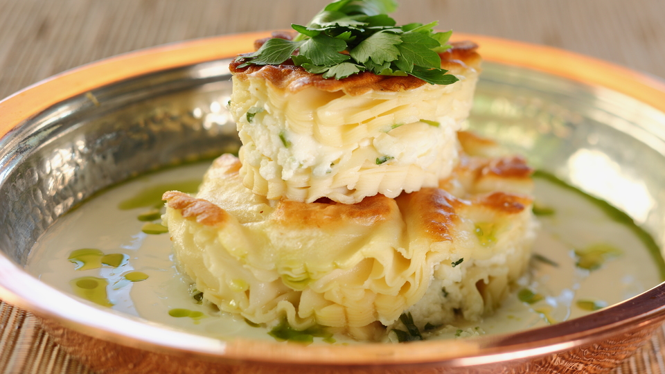 Kolay su böreği tarifi, nasıl yapılır?