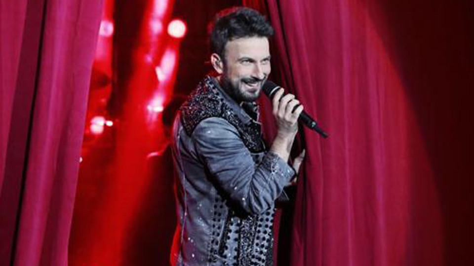 Tarkan'dan Kıbrıs'ta muhteşem yılbaşı konseri